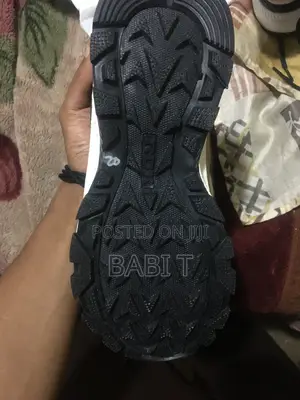 RBX Hitch Shoes