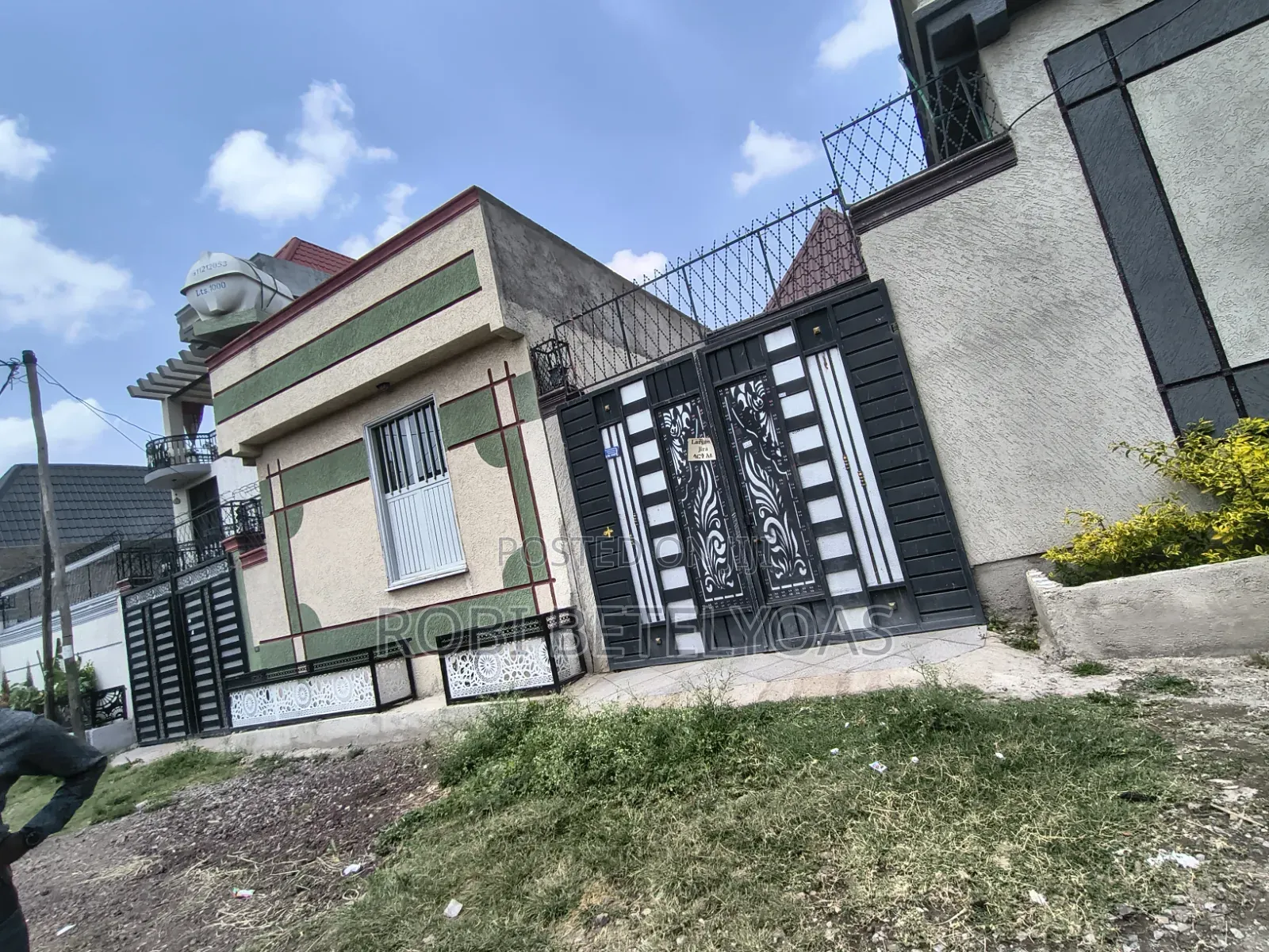 Furnished 2bdrm House in L Sheep, East Shewa for sale