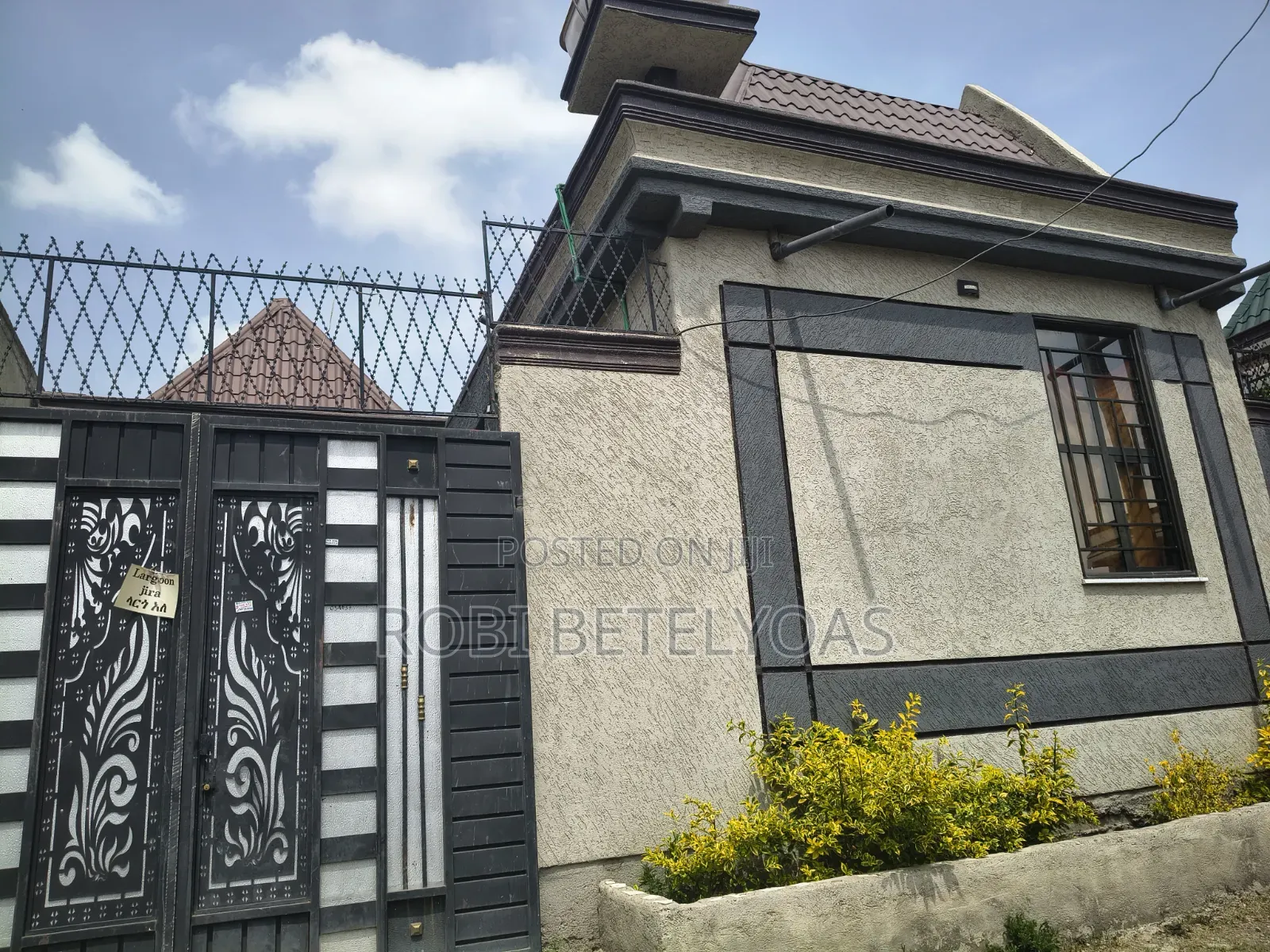 Furnished 2bdrm House in L Sheep, East Shewa for sale