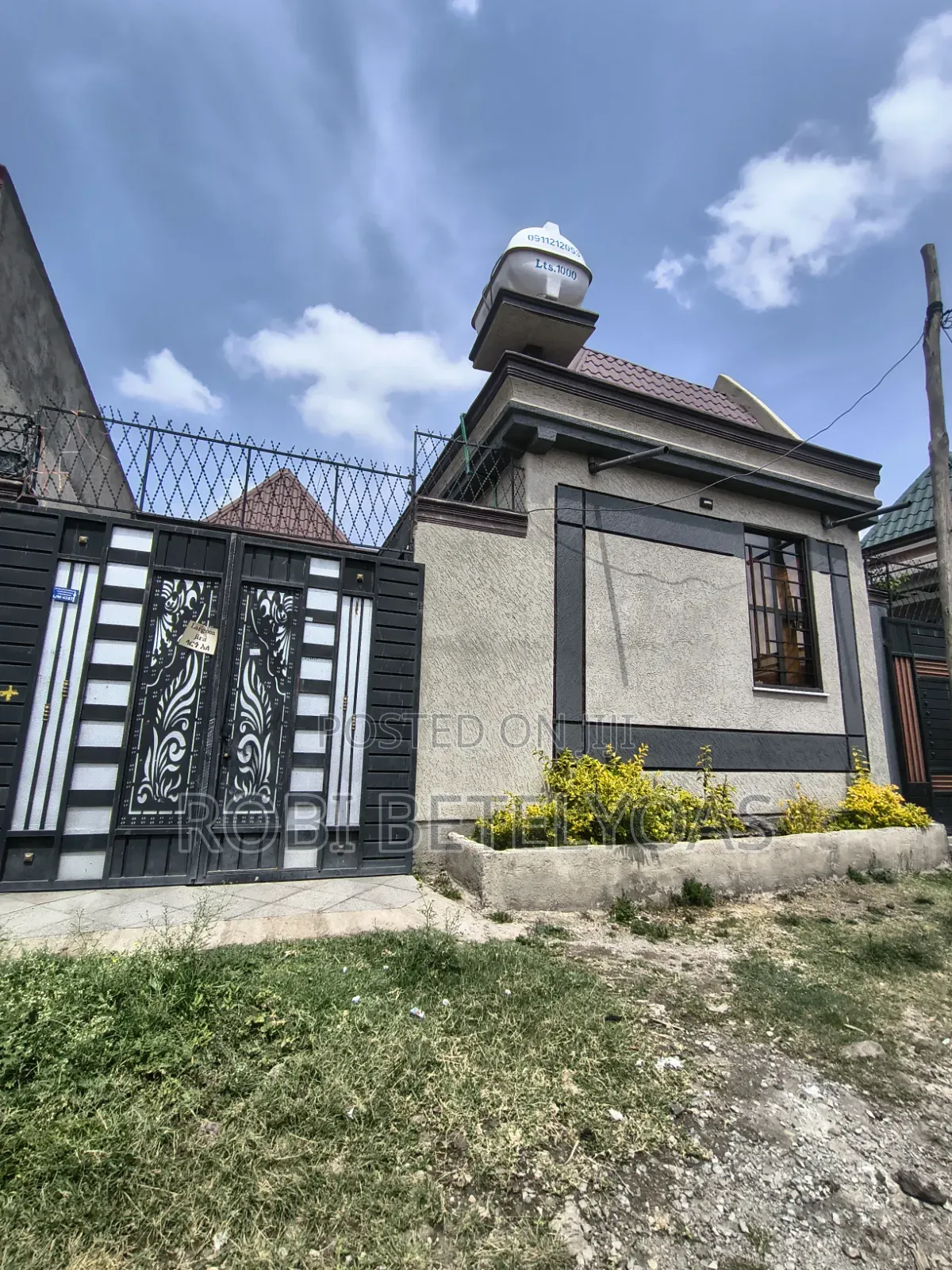 Furnished 2bdrm House in L Sheep, East Shewa for sale