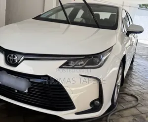 Toyota Corolla 2022 Ivory