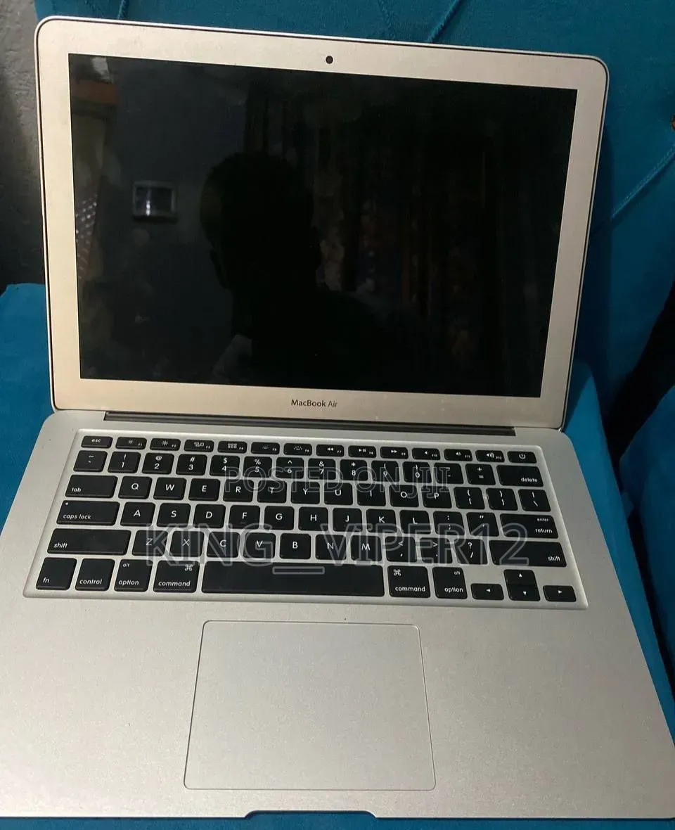 Laptop Apple MacBook Air 2017 8GB Intel Core i5 HDD 250GB