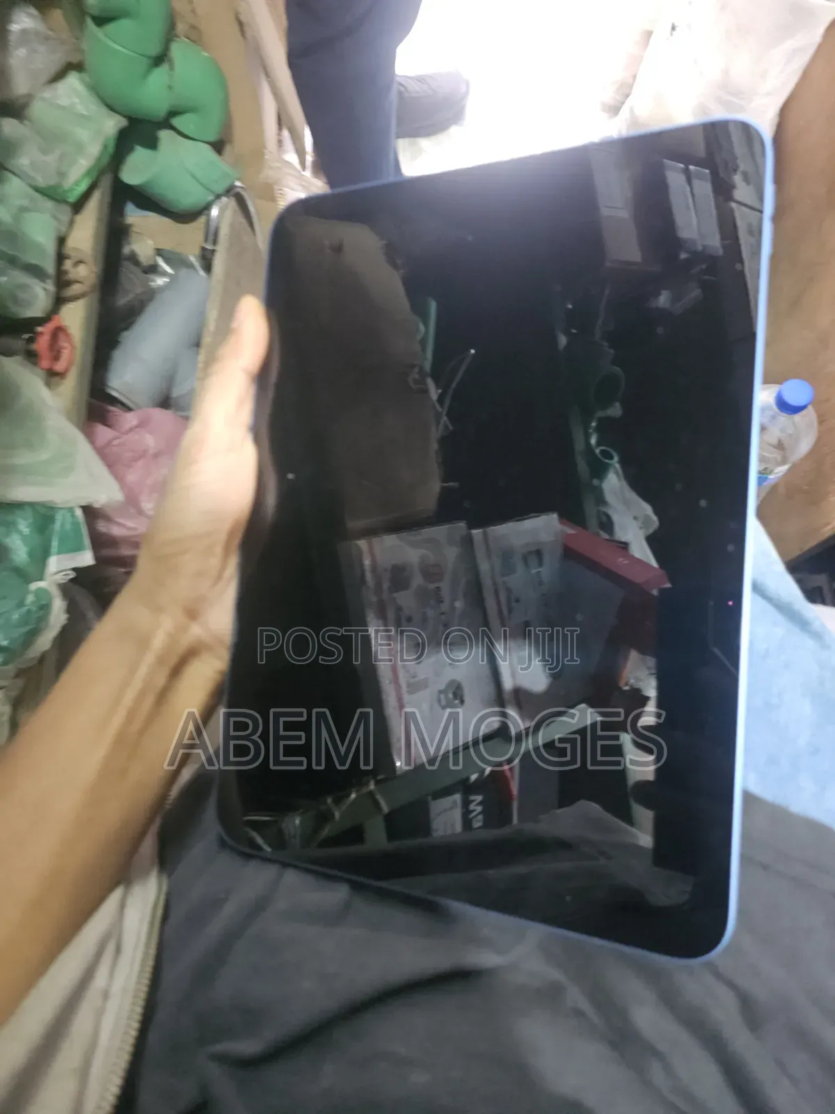 New Apple iPad (2025) 128 GB Blue