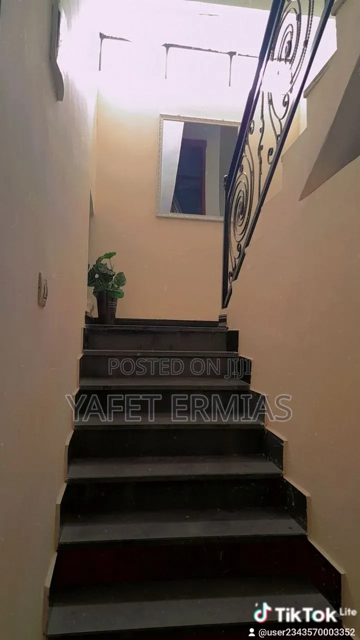 Furnished 5bdrm House in Yeka for sale