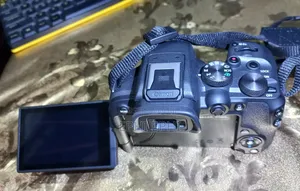 Canon R10 With 50mm F1.8 Lens