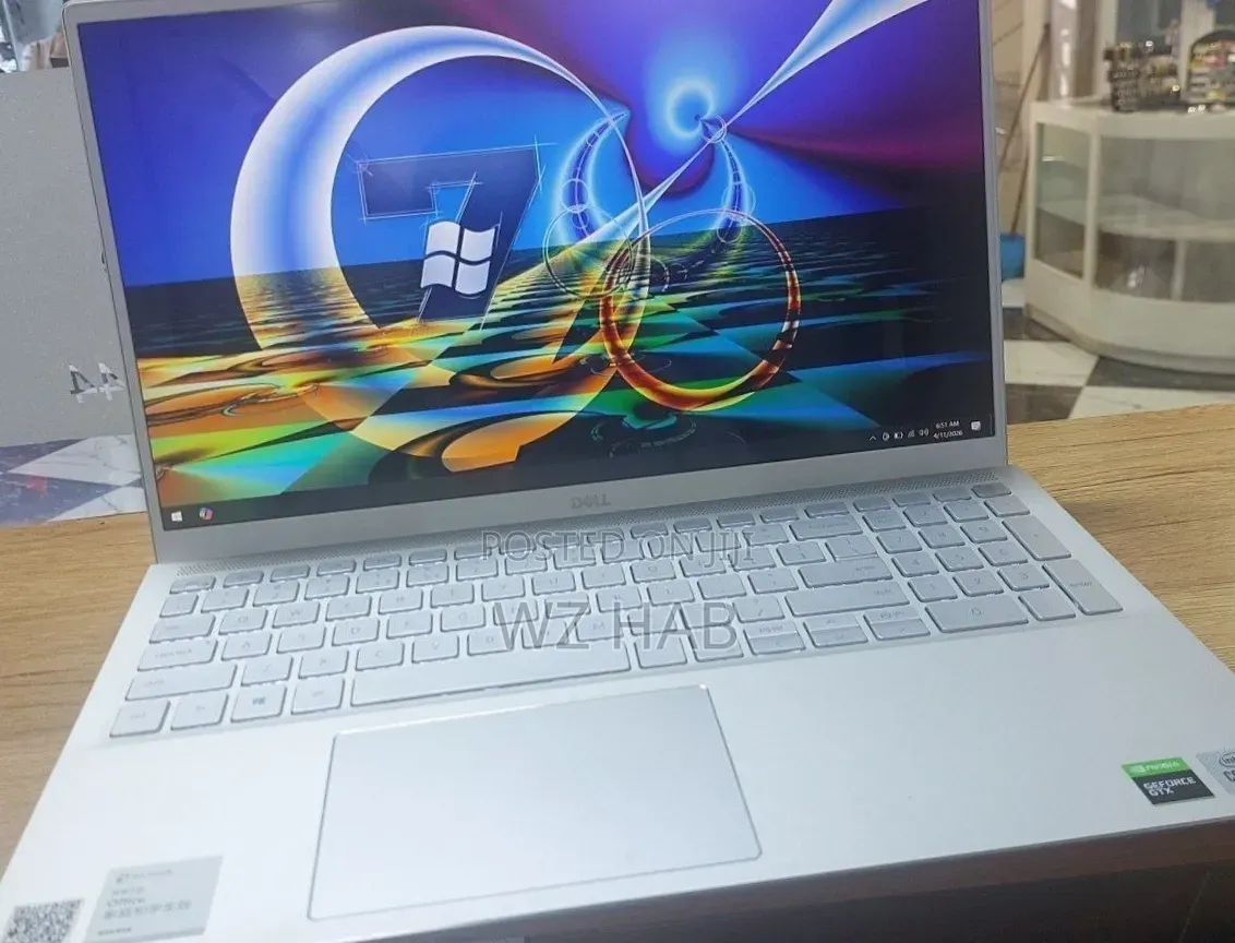 New Laptop Dell Inspiron 15 16GB Intel Core i7 SSD 512GB