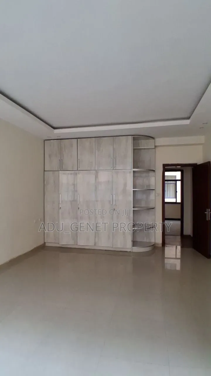 Furnished 3bdrm Apartment in Around Ayat Noah, Yeka for sale
