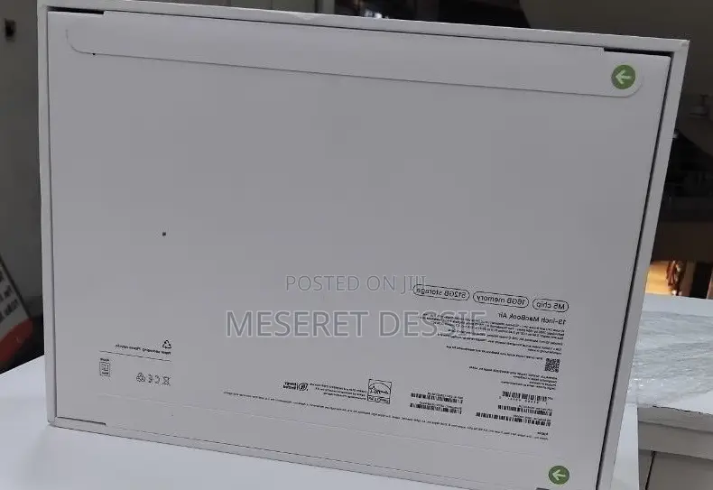 New Laptop Apple MacBook Air 2026 M5 16GB SSD 512GB