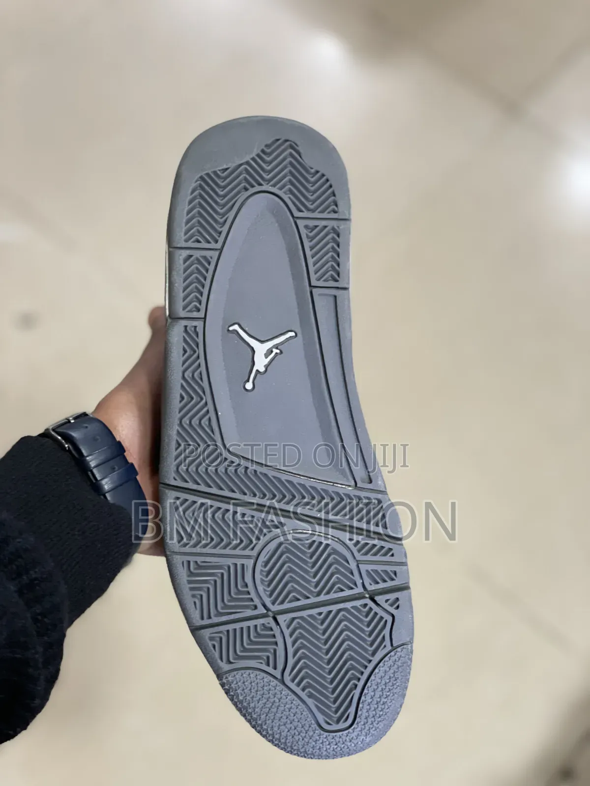 Air Jordan 4 Tonal Grey Vibe