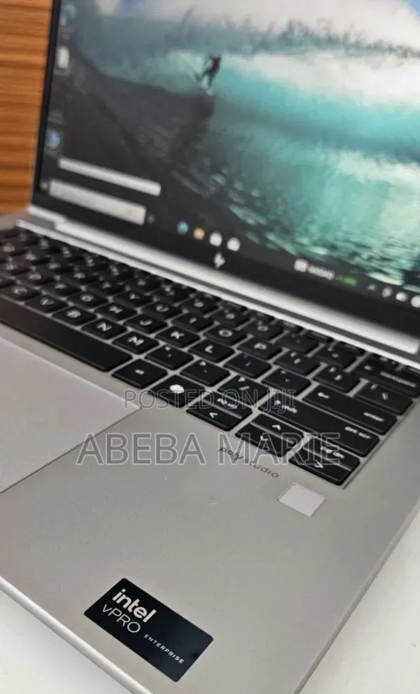 New Laptop HP ZBook Firefly 14 G11 16GB Intel Core Ultra 7 SSD 512GB