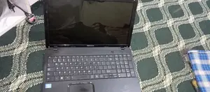 Laptop Toshiba 4GB Intel Core i3 HDD 500GB