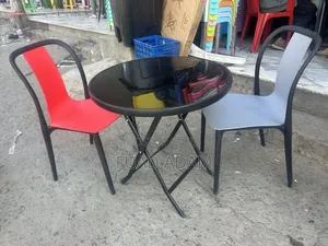 Cafe Table 60cm Diameter Foldable Glass Table
60×60 የሚታጠፍ ክብ ጠረጴዛ