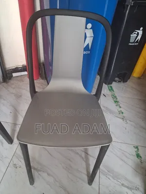Local Made Cafe Chair – Durable Plastic Chair
የአገር ውስጥ የካፌ ወንበር