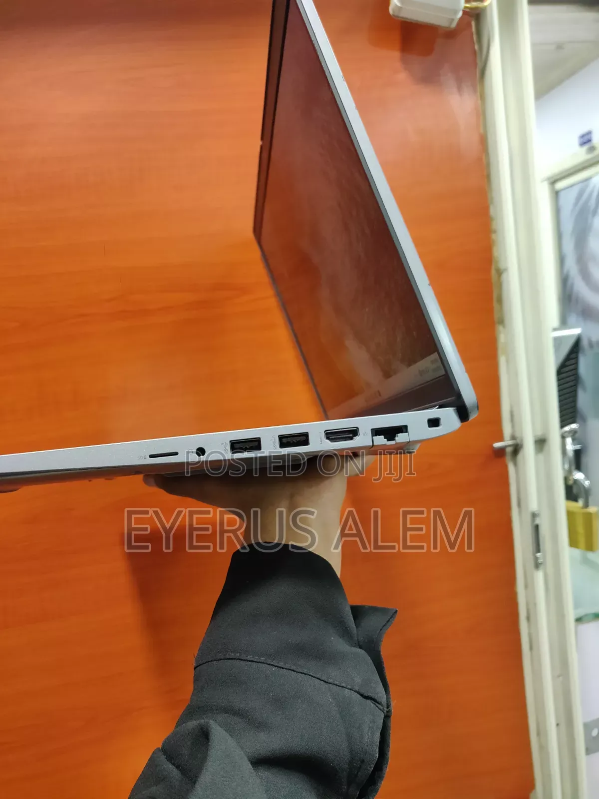 New Laptop Dell Precision 5540 8GB Intel Core i5 SSD 512GB