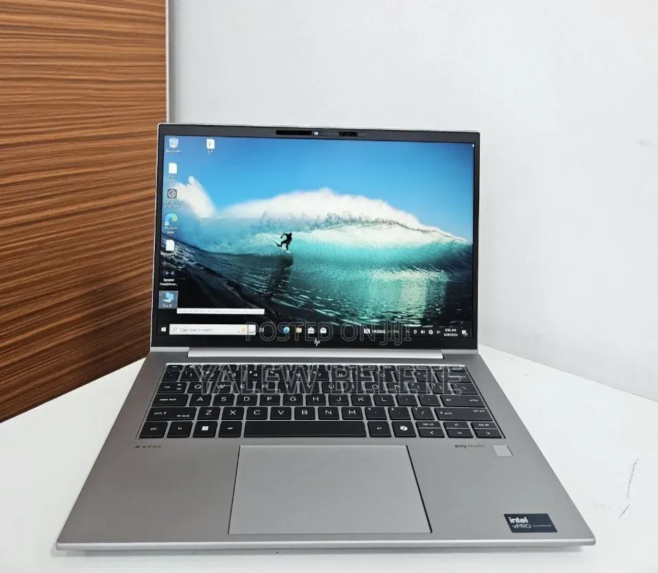 New Laptop HP ZBook Firefly 14 G11 16GB Intel Core Ultra 7 SSD 512GB