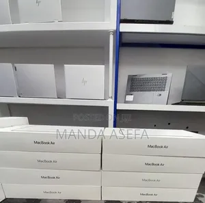 New Laptop Apple MacBook Pro 2025 M5 24GB Apple M5 SSD 1T