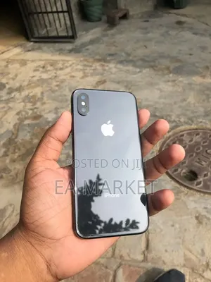 Apple iPhone X 64 GB Black