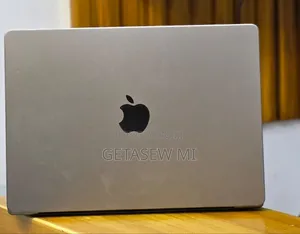 New Laptop Apple MacBook Pro 2021 M1 32GB Apple M1 Pro SSD 512GB