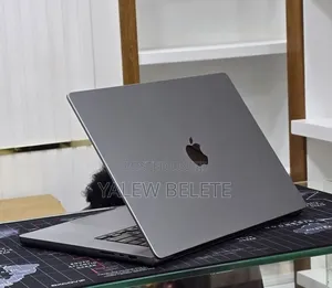 New Laptop Apple MacBook Pro 2021 M1 32GB Apple M1 Pro SSD 512GB