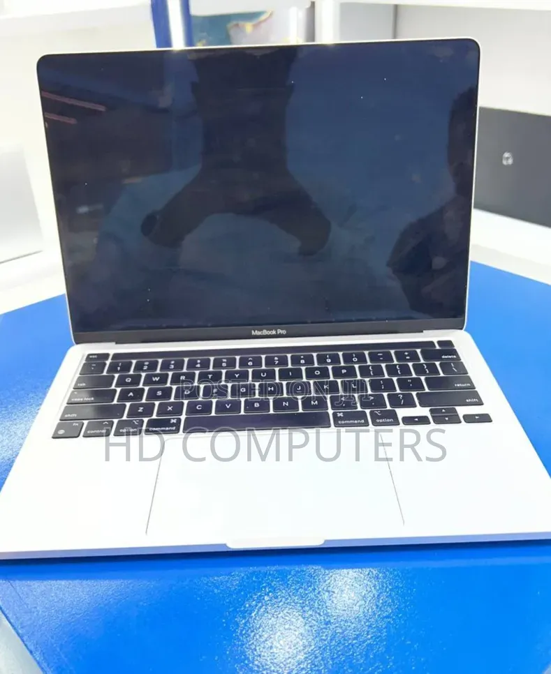New Laptop Apple MacBook Pro 2020 M1 16GB Apple M1 Pro SSD 512GB