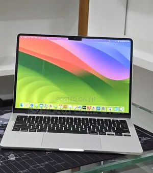 New Laptop Apple MacBook Air 2020 M1 16GB Apple M1 SSD 512GB
