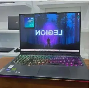 New Laptop Lenovo Legion Pro 7 32GB Intel Core i9 SSD 2T