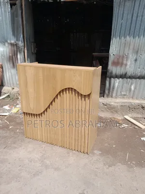 Simple Reception Table Full Oak Material