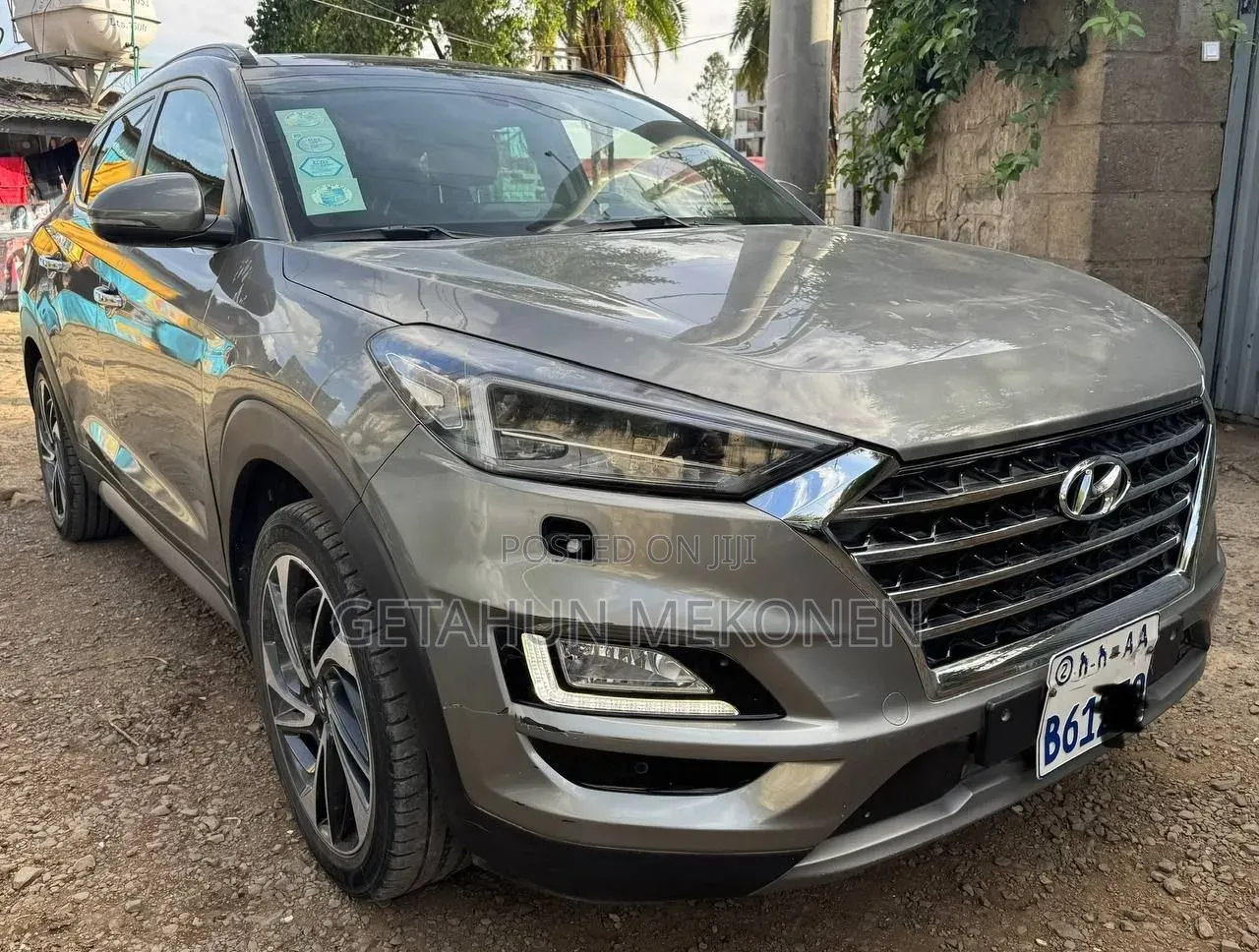 Hyundai Tucson 2020 Gold