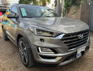 Hyundai Tucson 2020 Gold