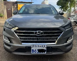 Hyundai Tucson 2020 Gold