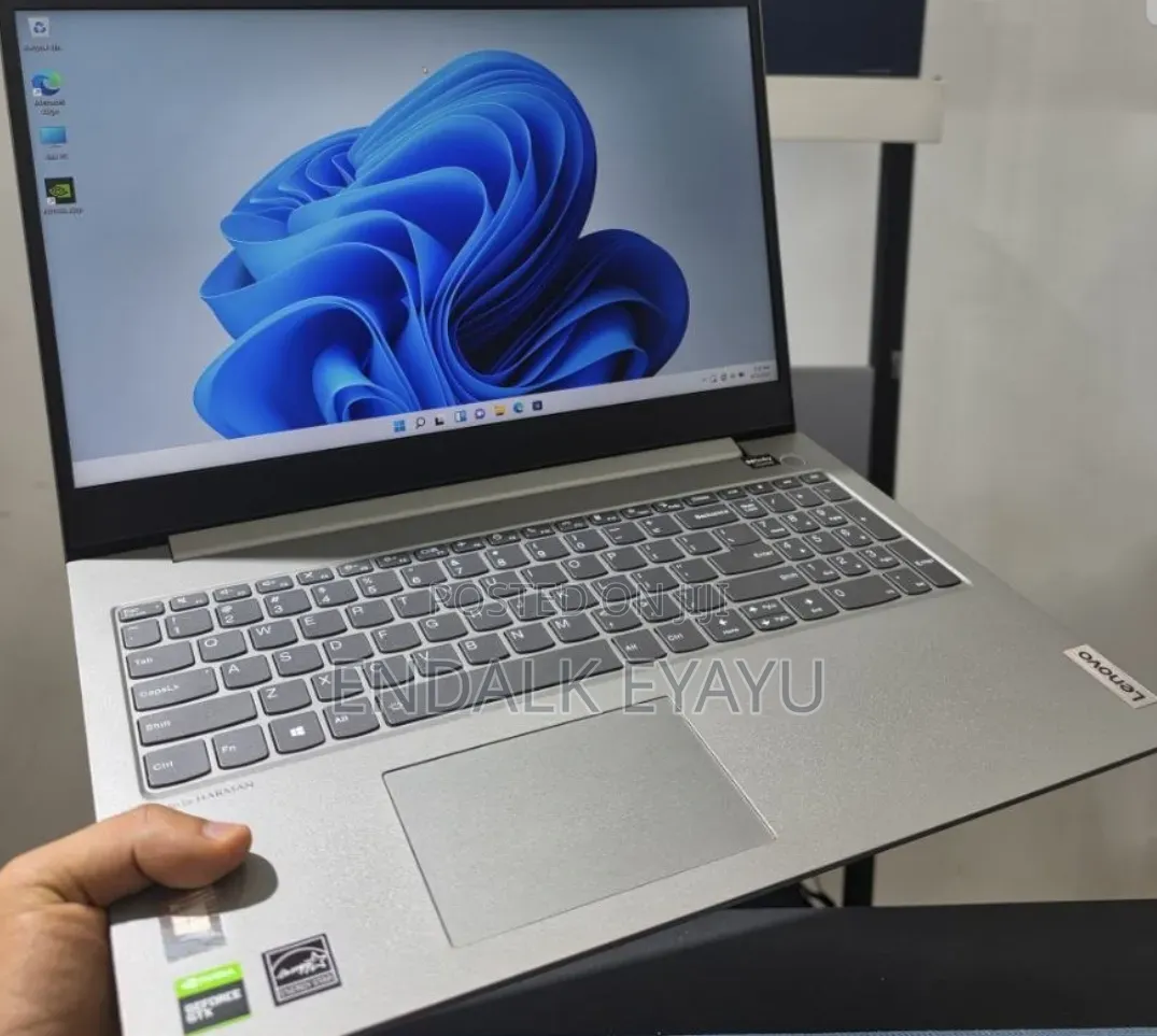 New Laptop Lenovo ThinkBook 15 16GB Intel Core i5 SSD 512GB