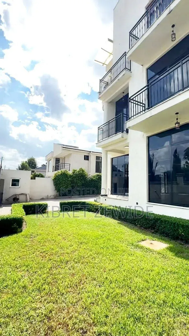 Furnished 7bdrm House in Kibret, Yeka for sale