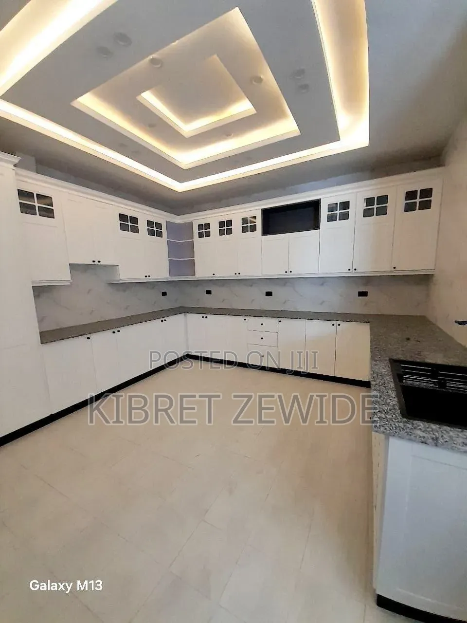 Furnished 7bdrm House in Kibret, Yeka for sale