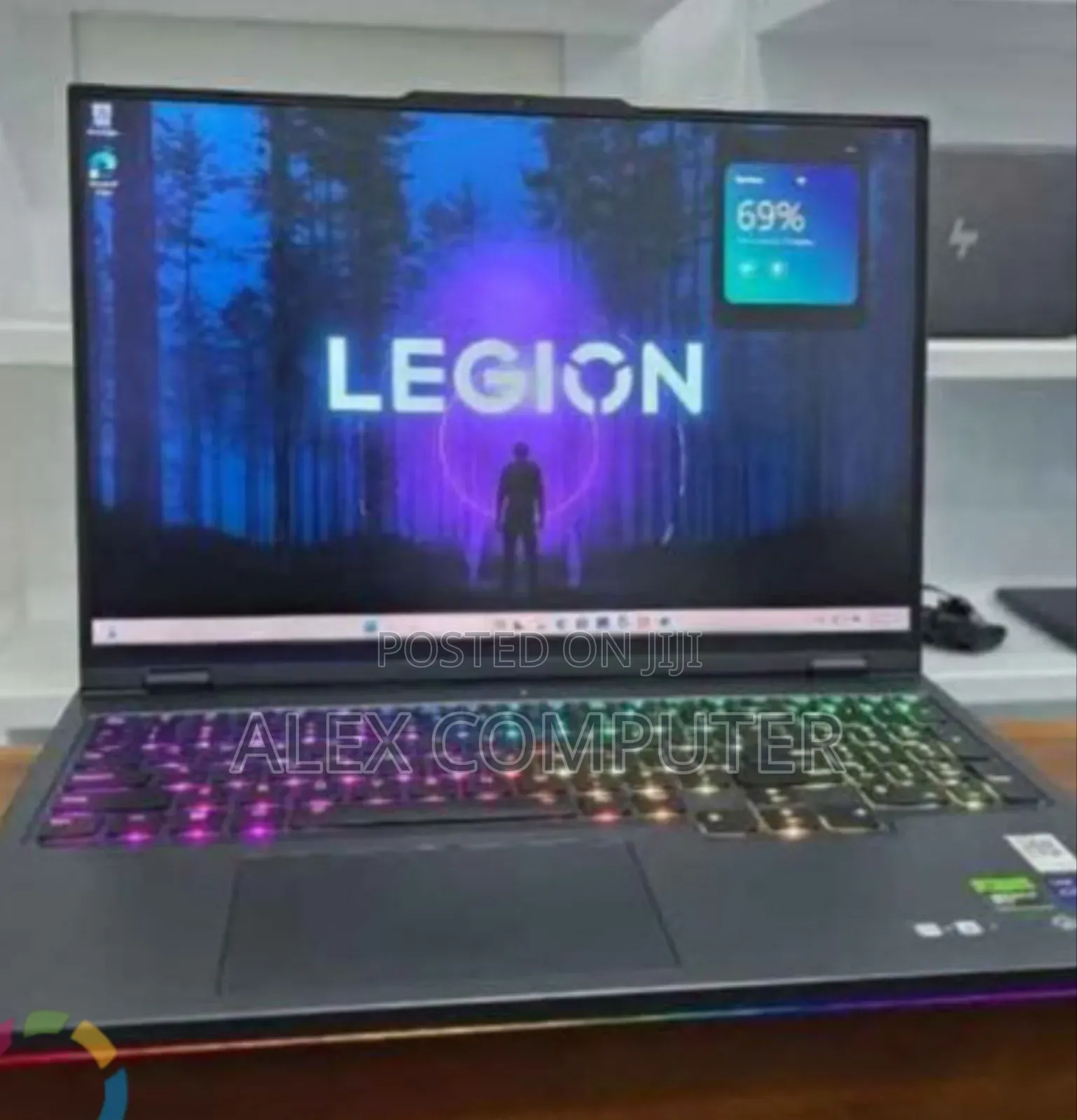 New Laptop Lenovo Legion Pro 7 32GB Intel Core i9 SSD 2T