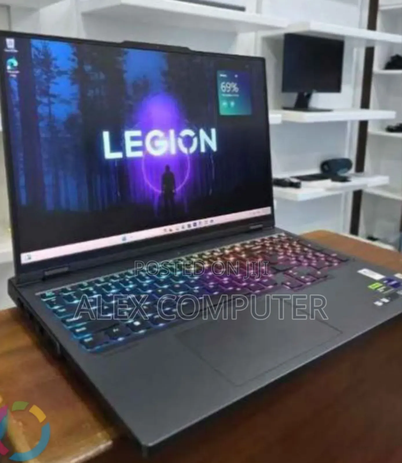 New Laptop Lenovo Legion Pro 7 32GB Intel Core i9 SSD 2T