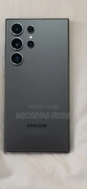 New Samsung Galaxy S24 Ultra 256 GB Silver