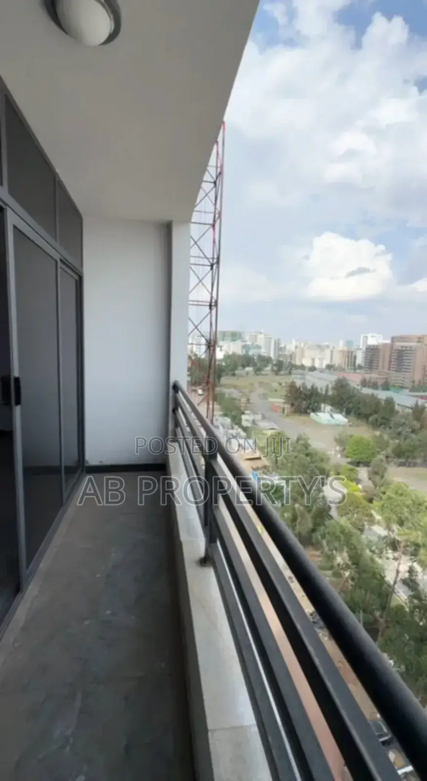 Furnished 3bdrm Apartment Kirkos for sale