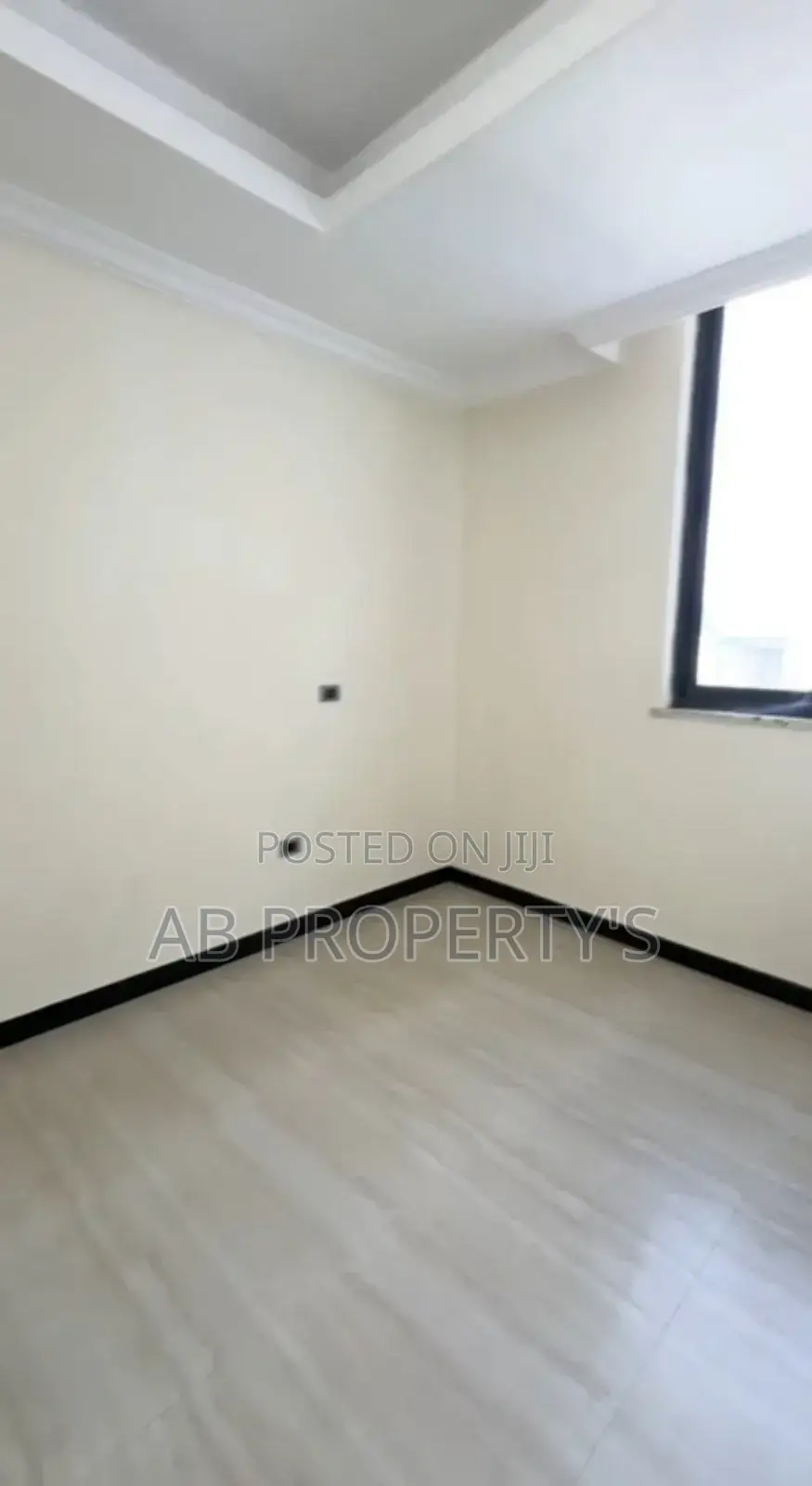 Furnished 3bdrm Apartment Kirkos for sale