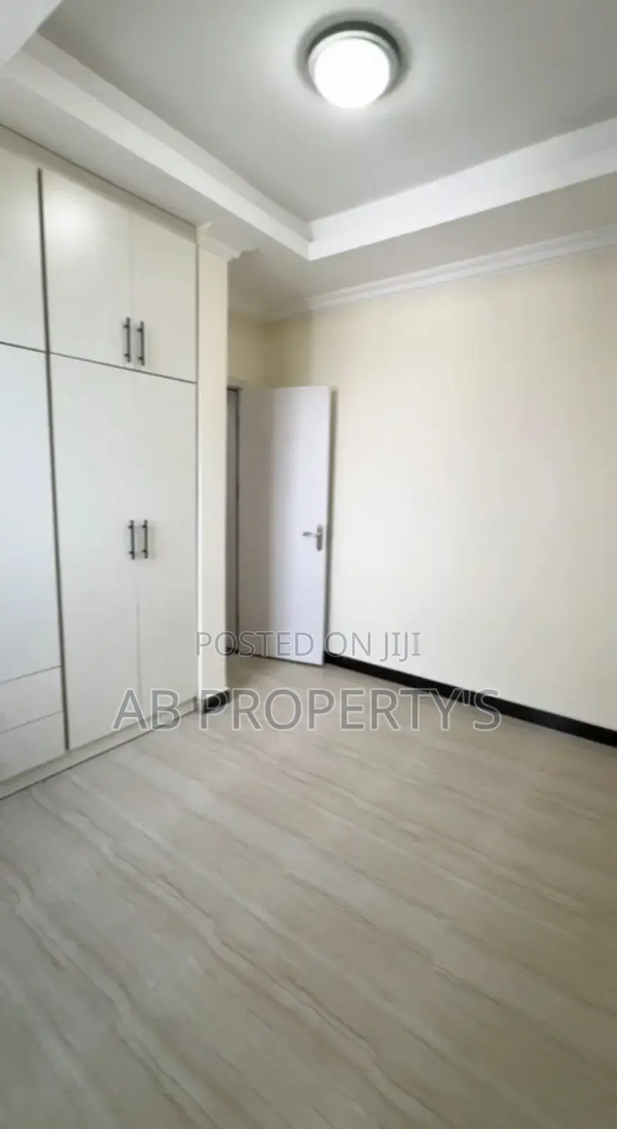 Furnished 3bdrm Apartment Kirkos for sale