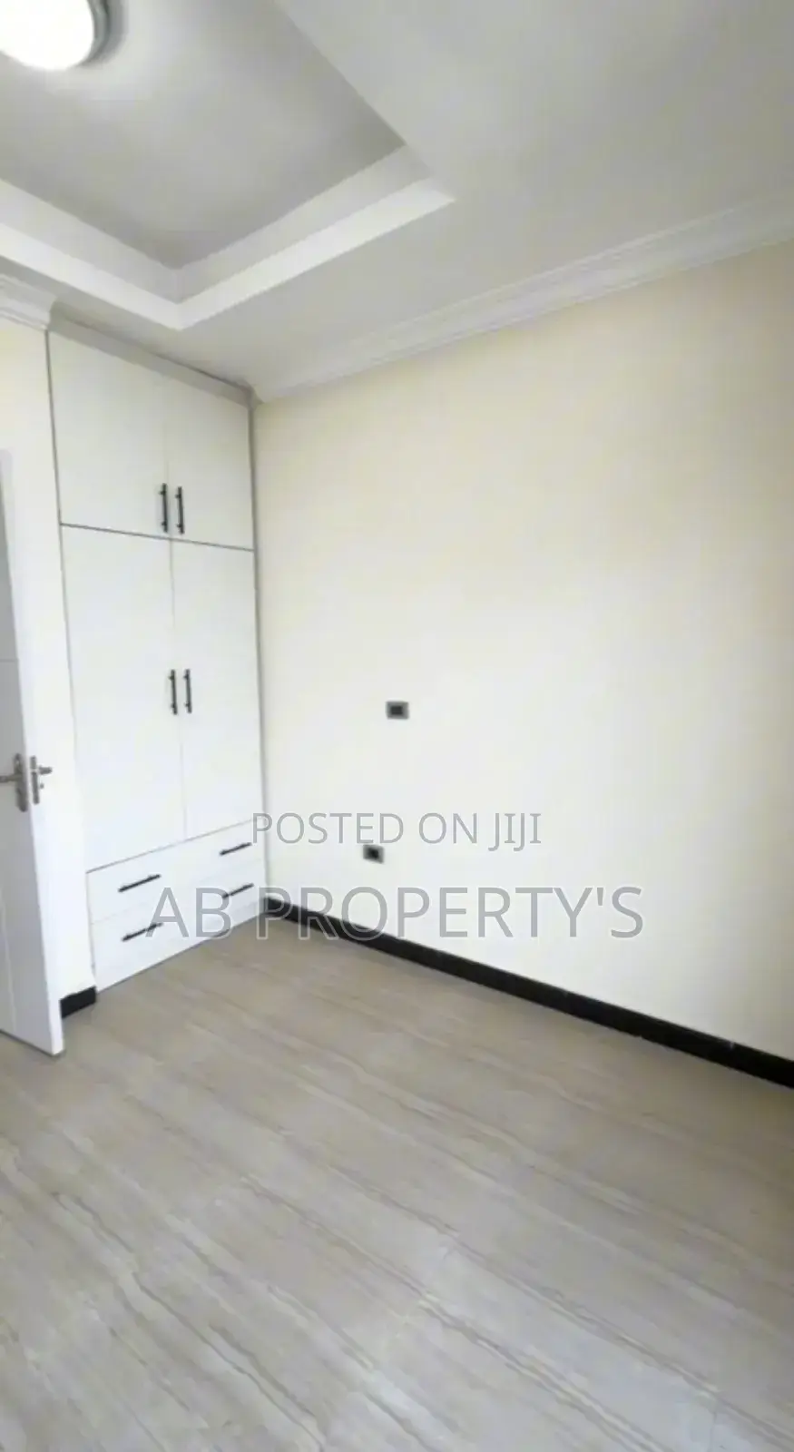 Furnished 3bdrm Apartment Kirkos for sale