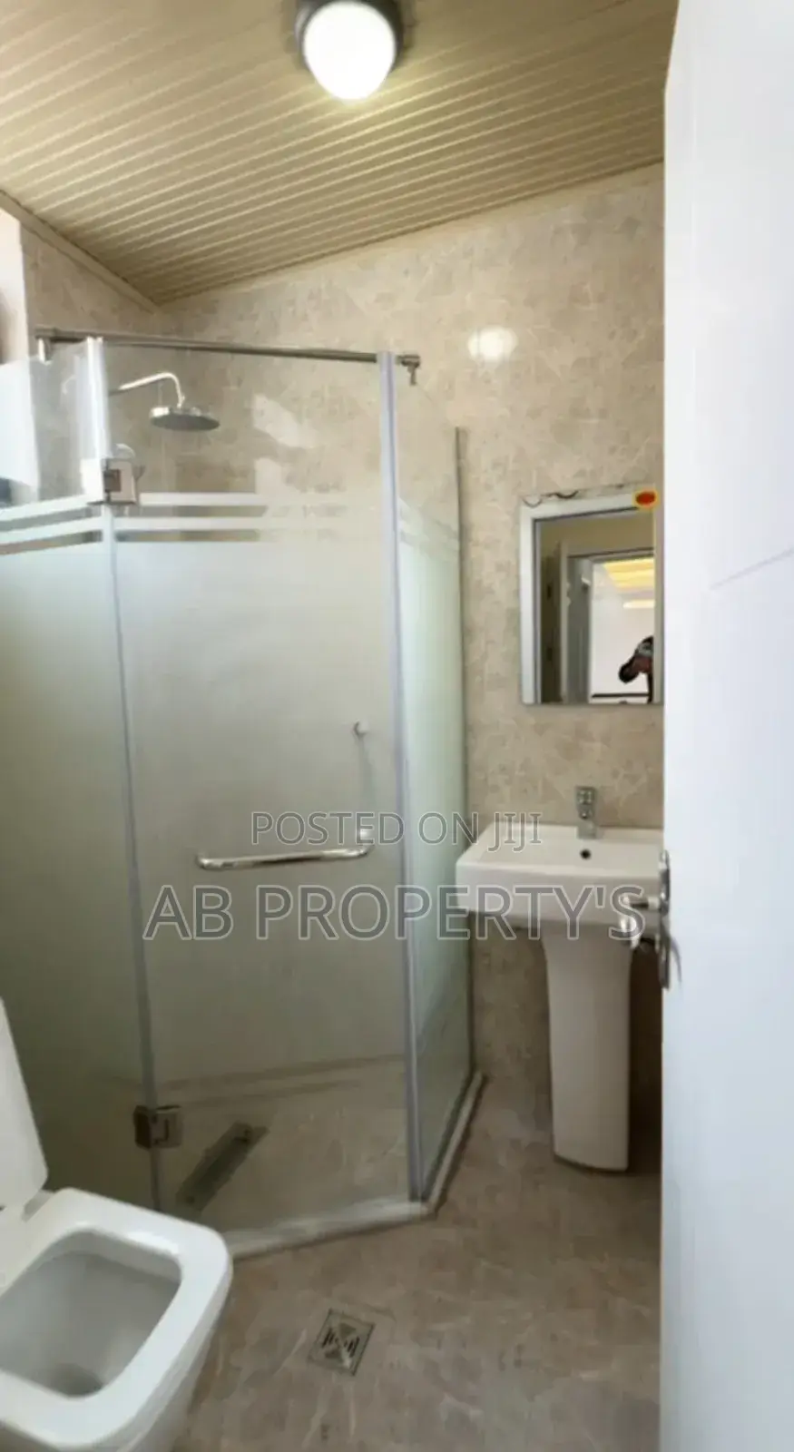 Furnished 3bdrm Apartment Kirkos for sale