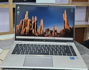 New Laptop HP EliteBook 840 G8 16GB Intel Core i7 SSD 512GB