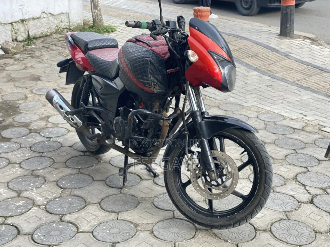 Bajaj Pulsar 180 2015 Red