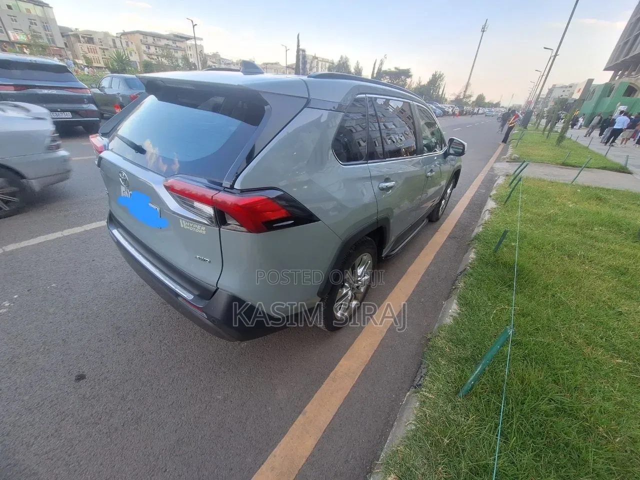 Toyota RAV4 2020 Blue