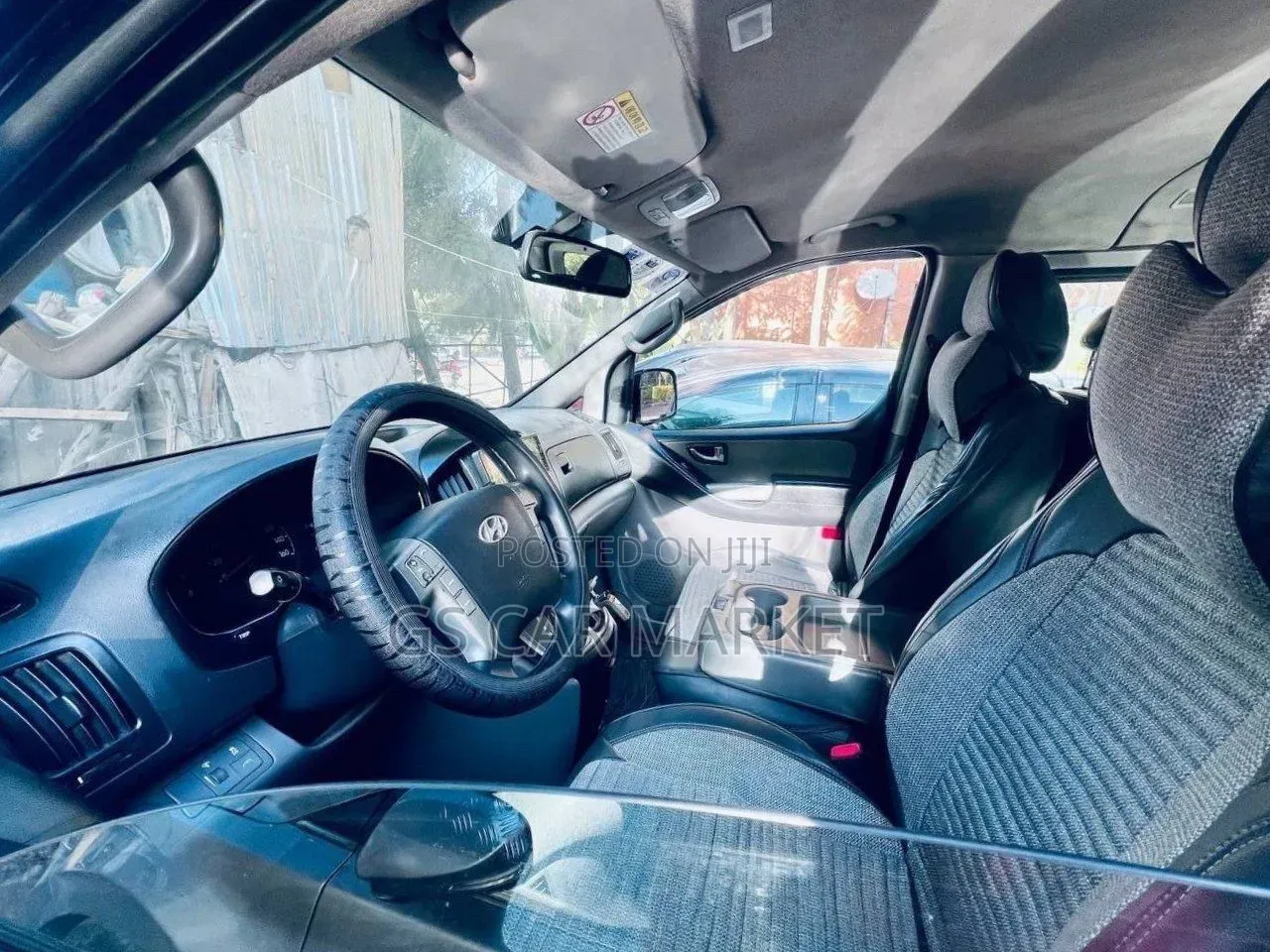 Hyundai Starex 2015 Silver