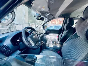 Hyundai Starex 2015 Silver