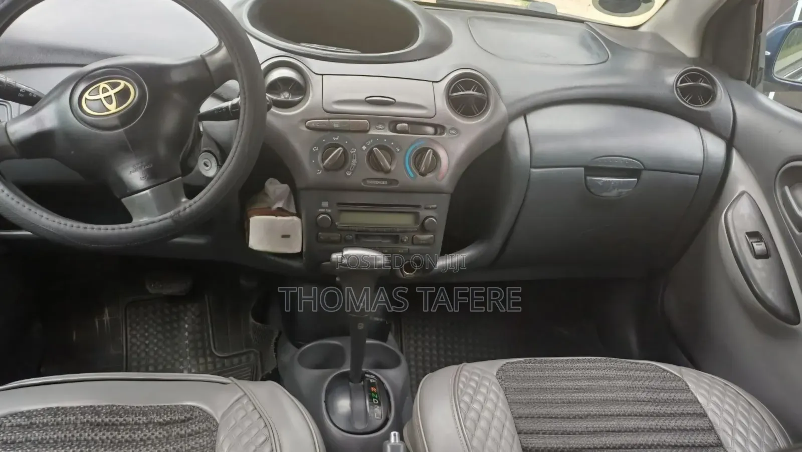 Toyota Vitz 2002 Blue
