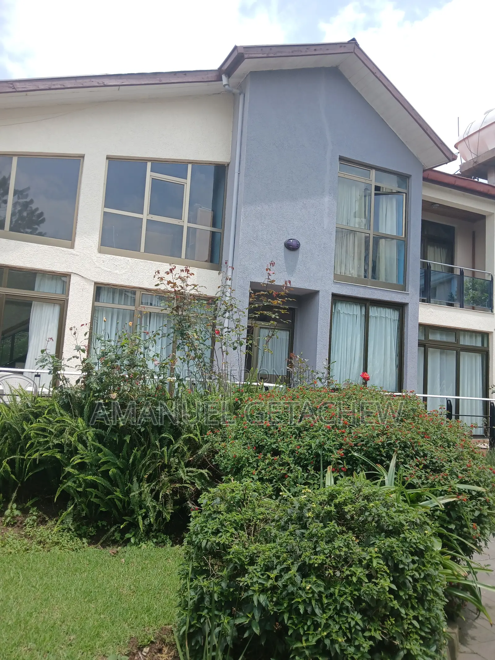 Furnished 5bdrm House in No Name, Yeka for sale