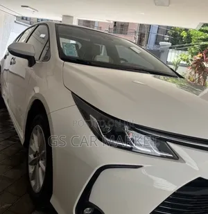 Toyota Corolla 2022 Ivory