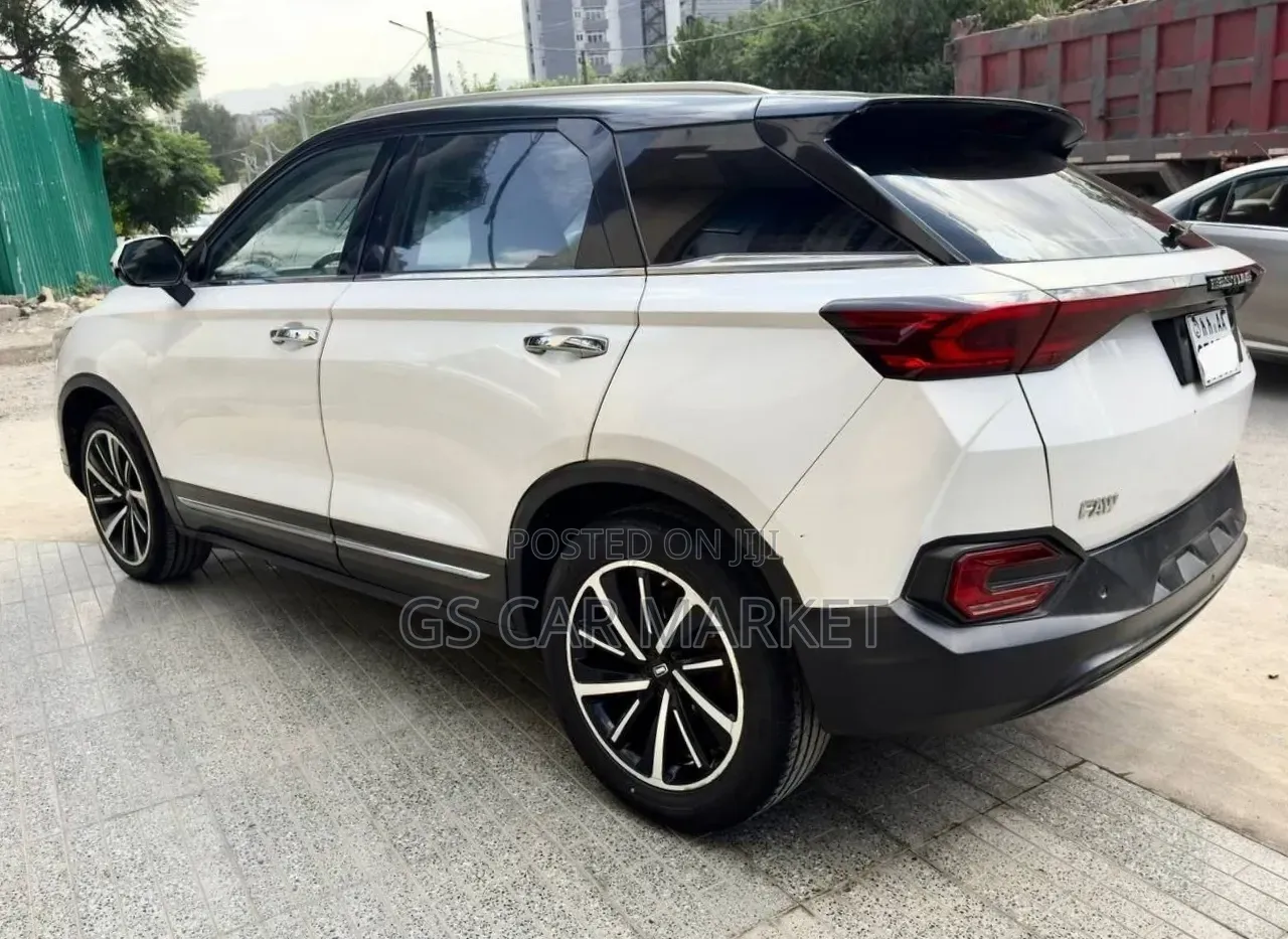 Bestune T77 1.2 FWD 2022 Ivory